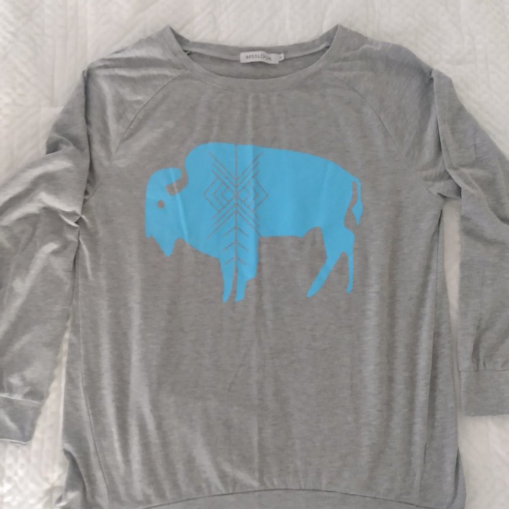 Long sleeve shirt